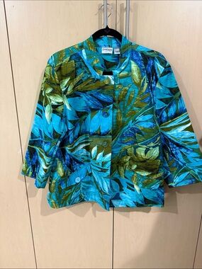 Chico's Teal and Olive Leaf Print Cropped Jacket